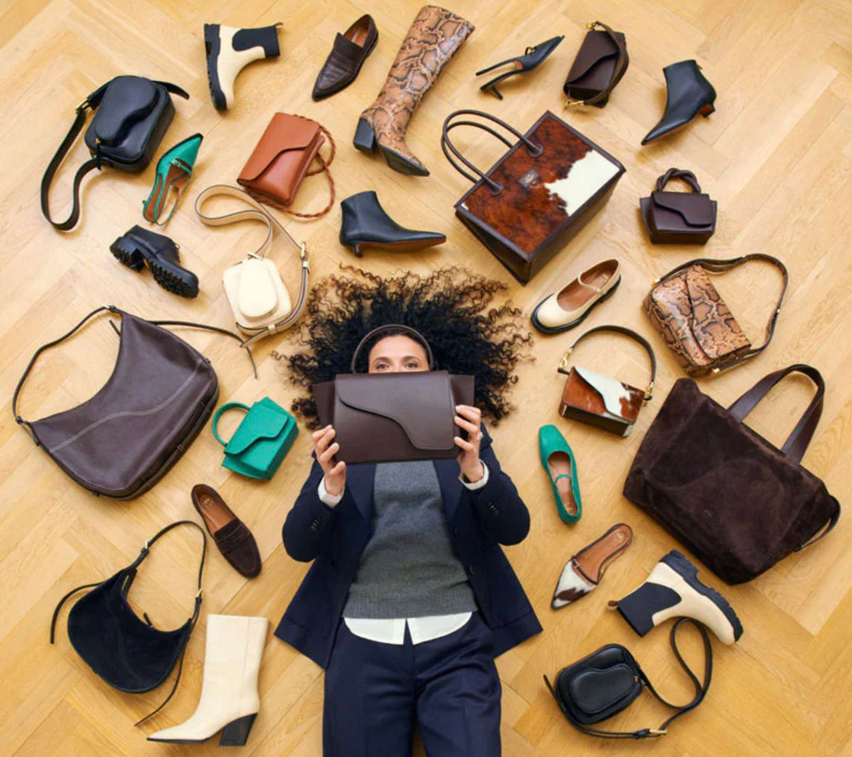 shoes handbags clothes It main image 4