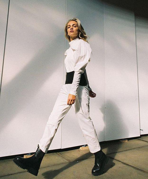 Groovy Chelsea Black Boots 47268-A01 - 05