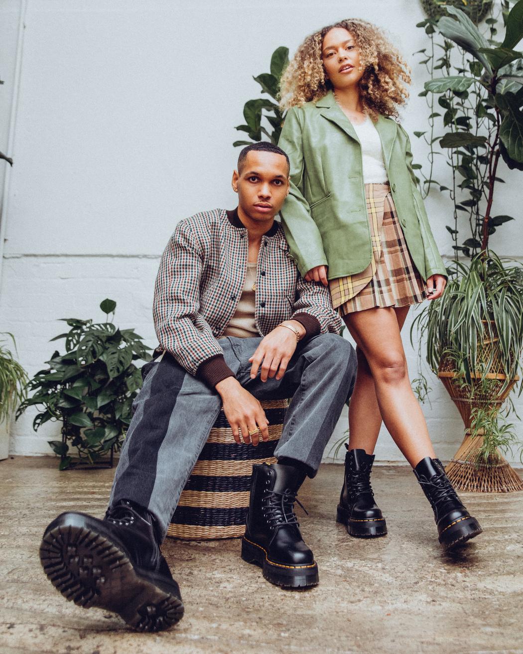 Jadon Black Smooth Leather Platform Boots DM15265001 - 9