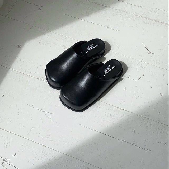 Truck Slide Black TRS0001 - 2a