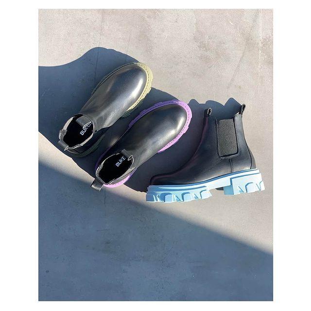 Asta Black Sky Leather Chelsea Boots Boots