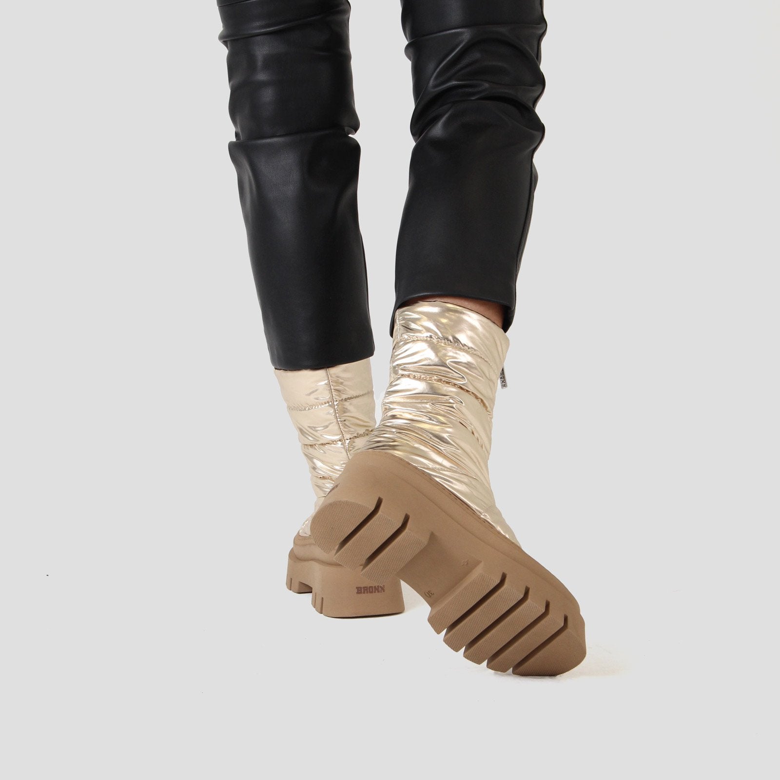 Evi-Ann Front Zip Champagne Chunky Boots 47379-P-2207 - 11