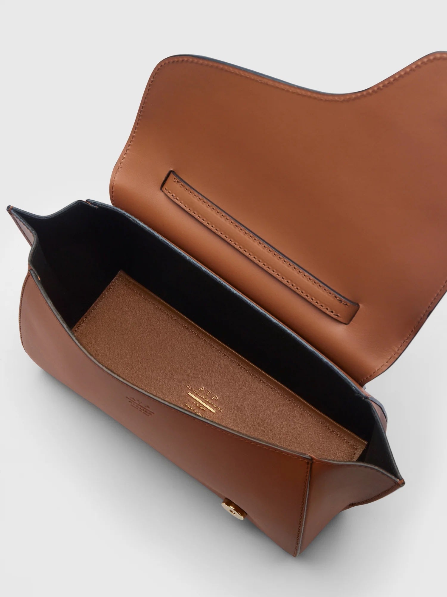 Arezzo Brandy Handbag 111378 - 3