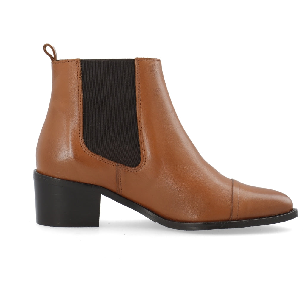 Bianco BIACAROL Dress Chelsea Chelsea Cognac