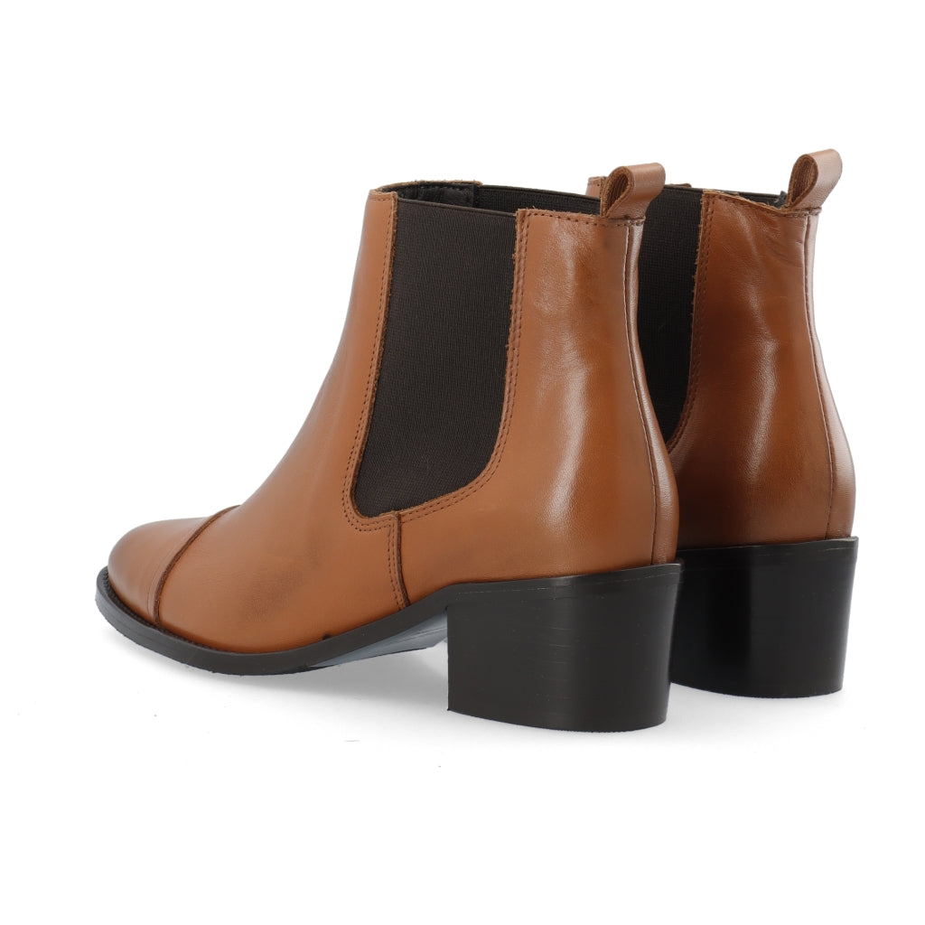 Bianco BIACAROL Dress Chelsea Chelsea Cognac