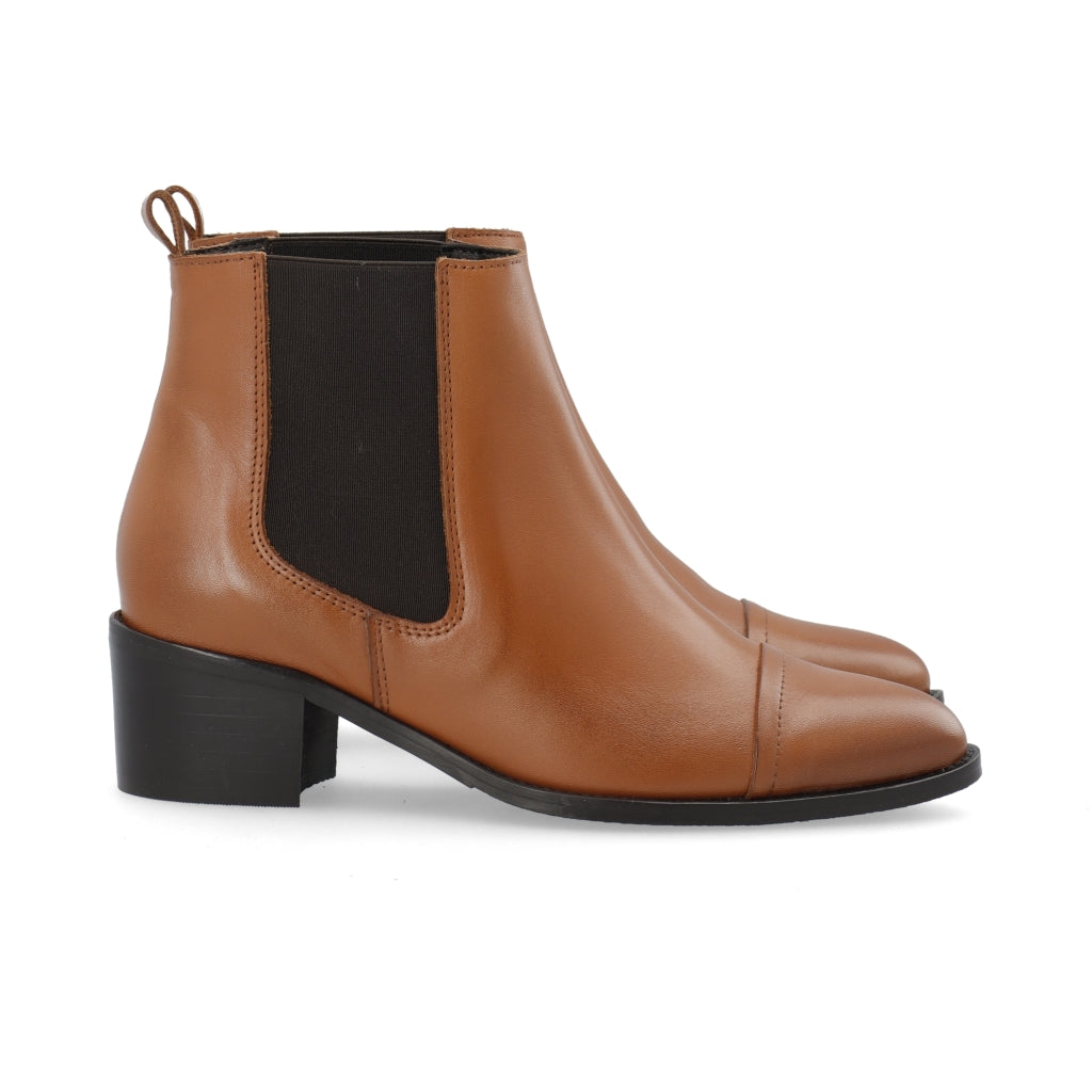 Bianco BIACAROL Dress Chelsea Chelsea Cognac