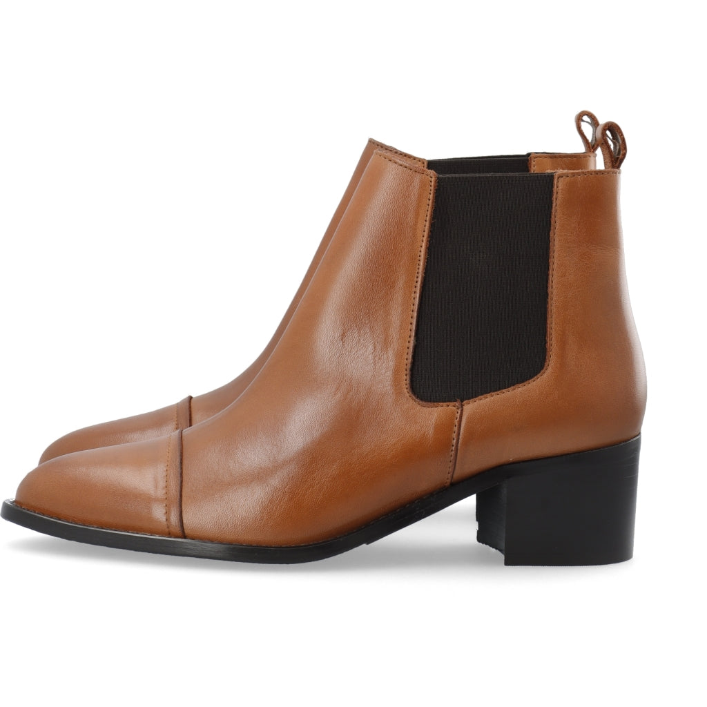 Bianco BIACAROL Dress Chelsea Chelsea Cognac