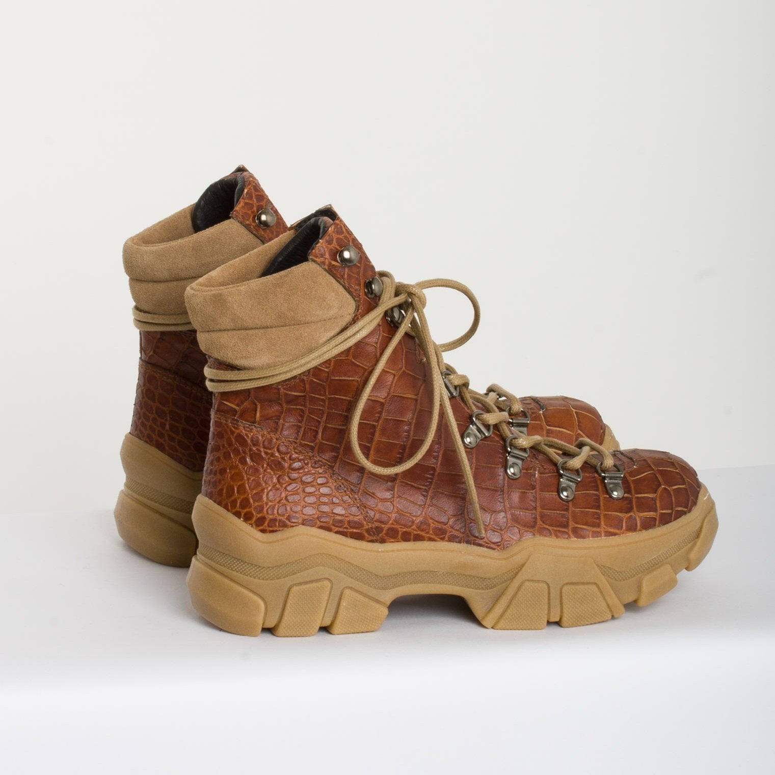 ELIOSA CROCCO BROWN-1 Track - 3