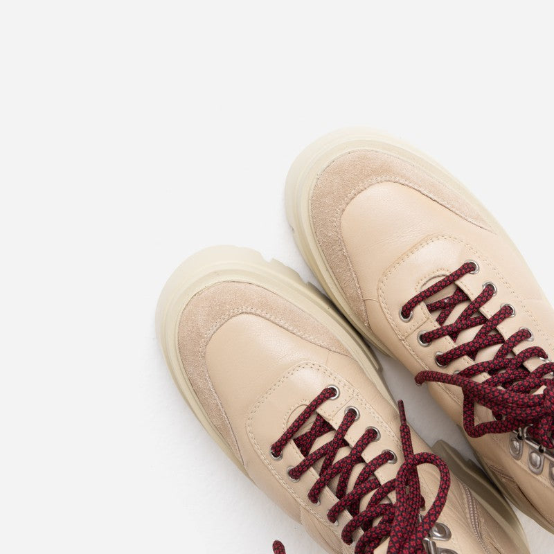 O Tizz Camel Outdoor Boots Track