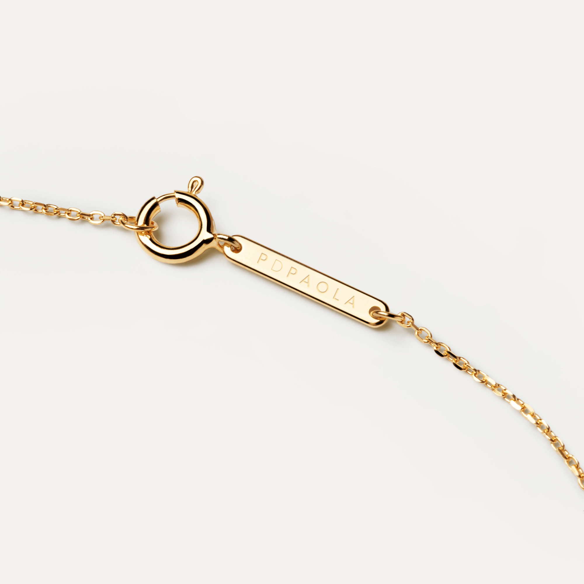 Letter B Circle Necklace CO01-261-U - 07