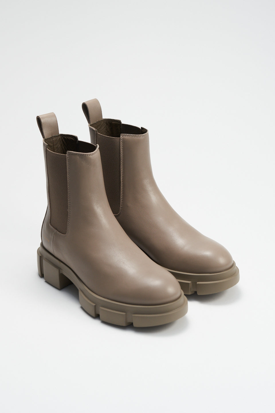 Vitello Fango Low Chelsea Boots Boots