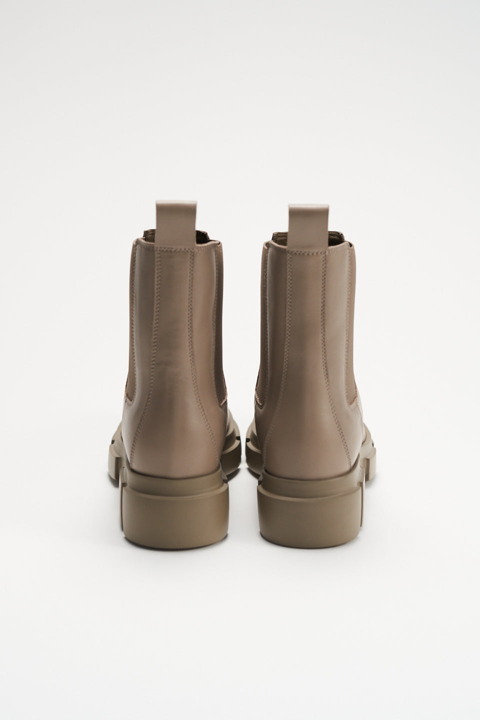 Vitello Fango Low Chelsea Boots Boots