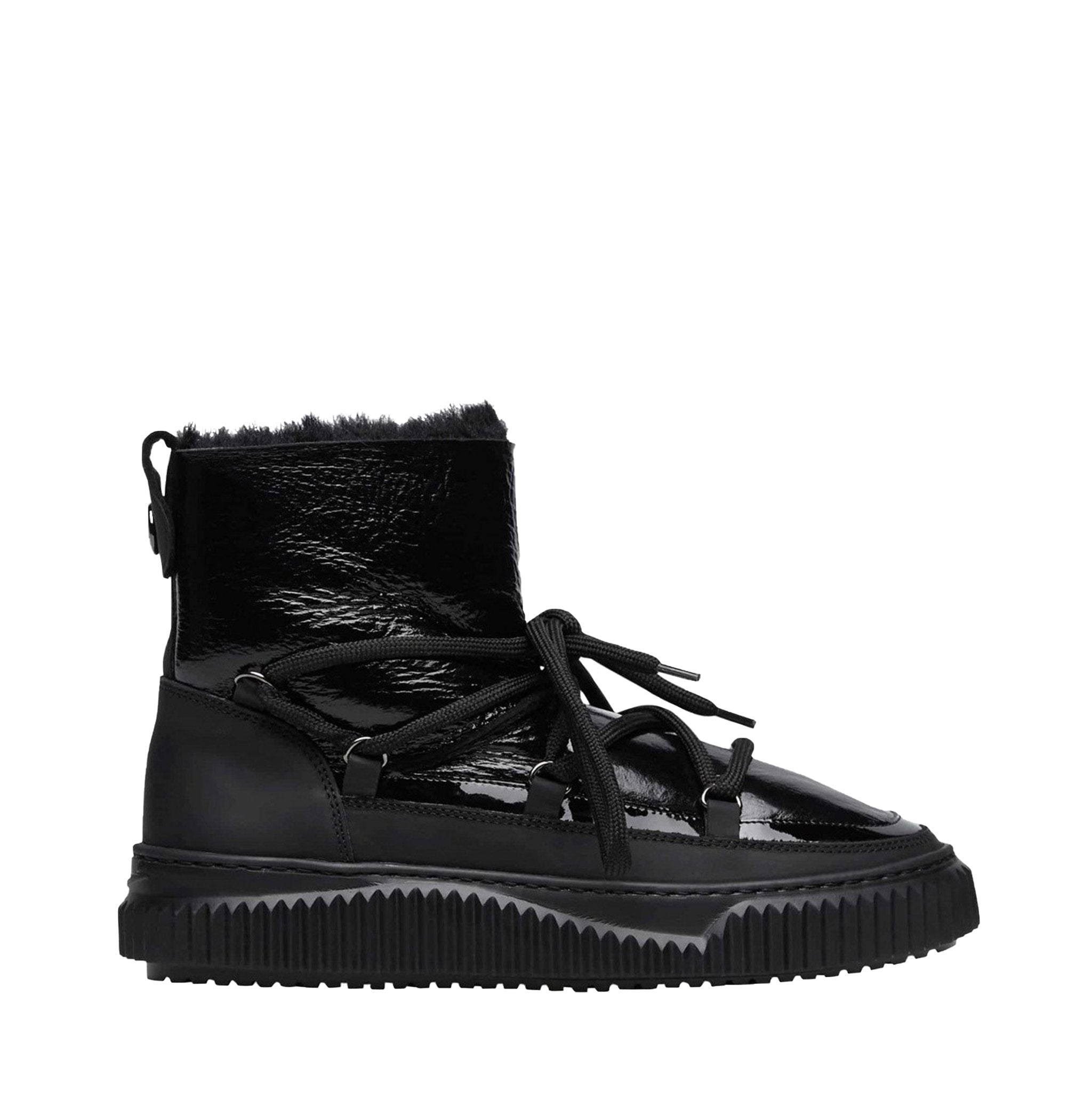 Cortina Black Sheepskin Moon Boots 2016229040A01 - 01