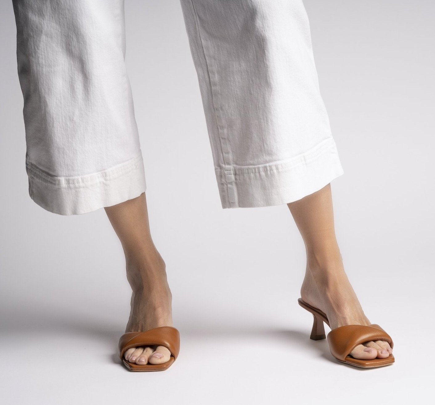 Haya Cognac Soft Leather Sandals - 3