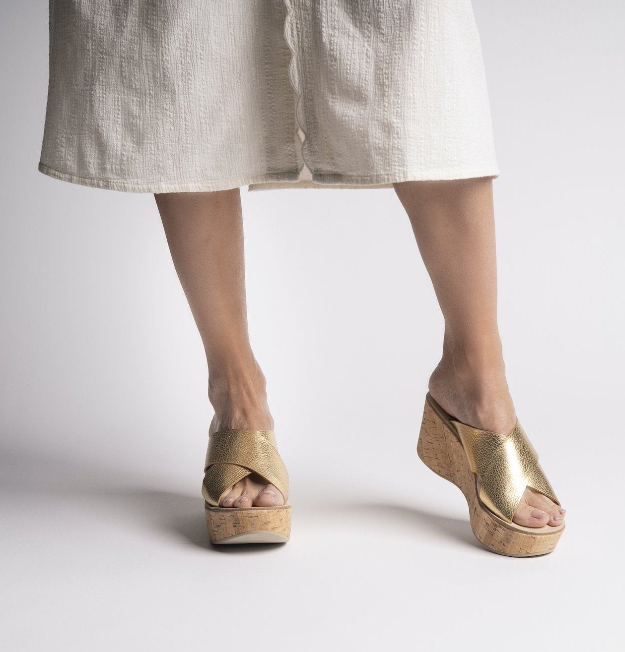 Dora Gold Cork Platform Sandals - 9