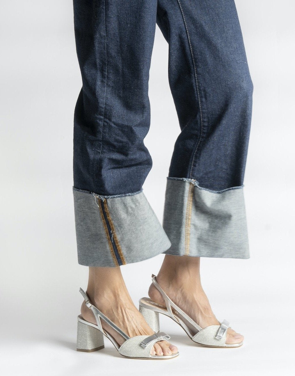 Luxor Bow Glitter Sandals Heels - 2