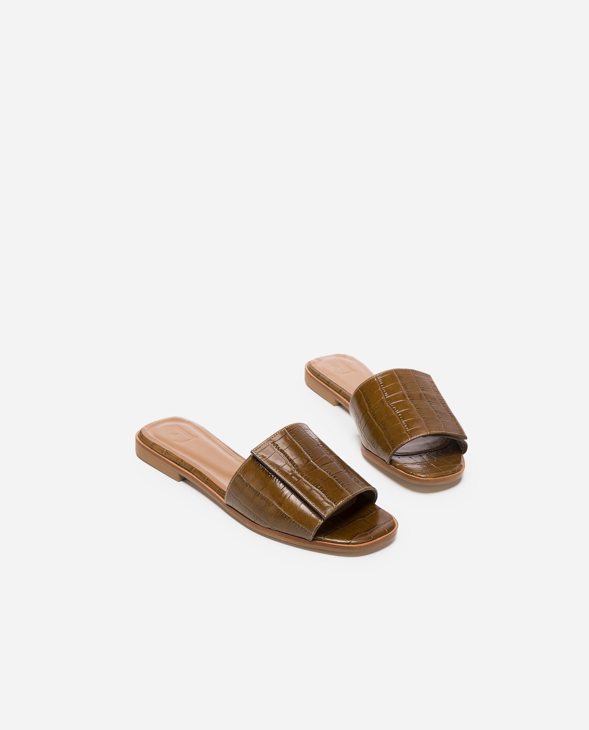 Yola Leather Croco Cognac Flats 20010711917-024 - 2