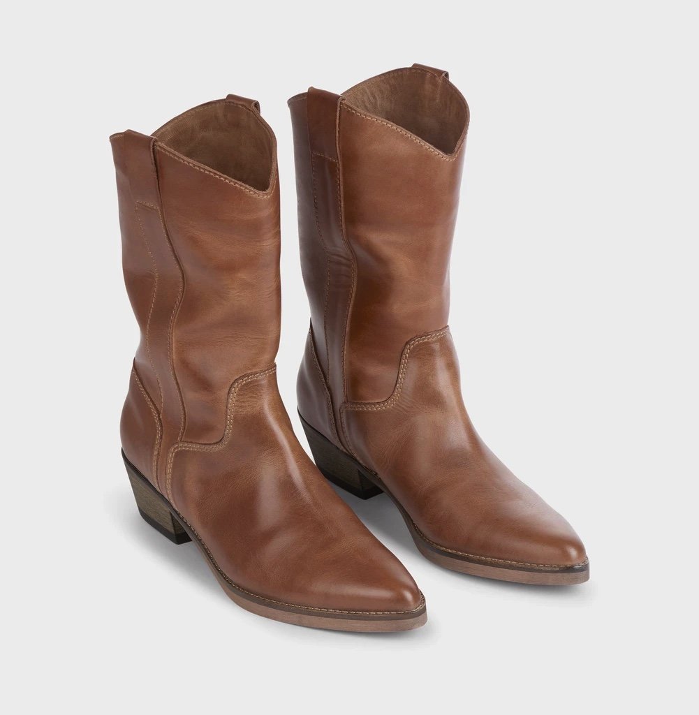 Tracy Dark Tan Boots 83-030-011 - 4