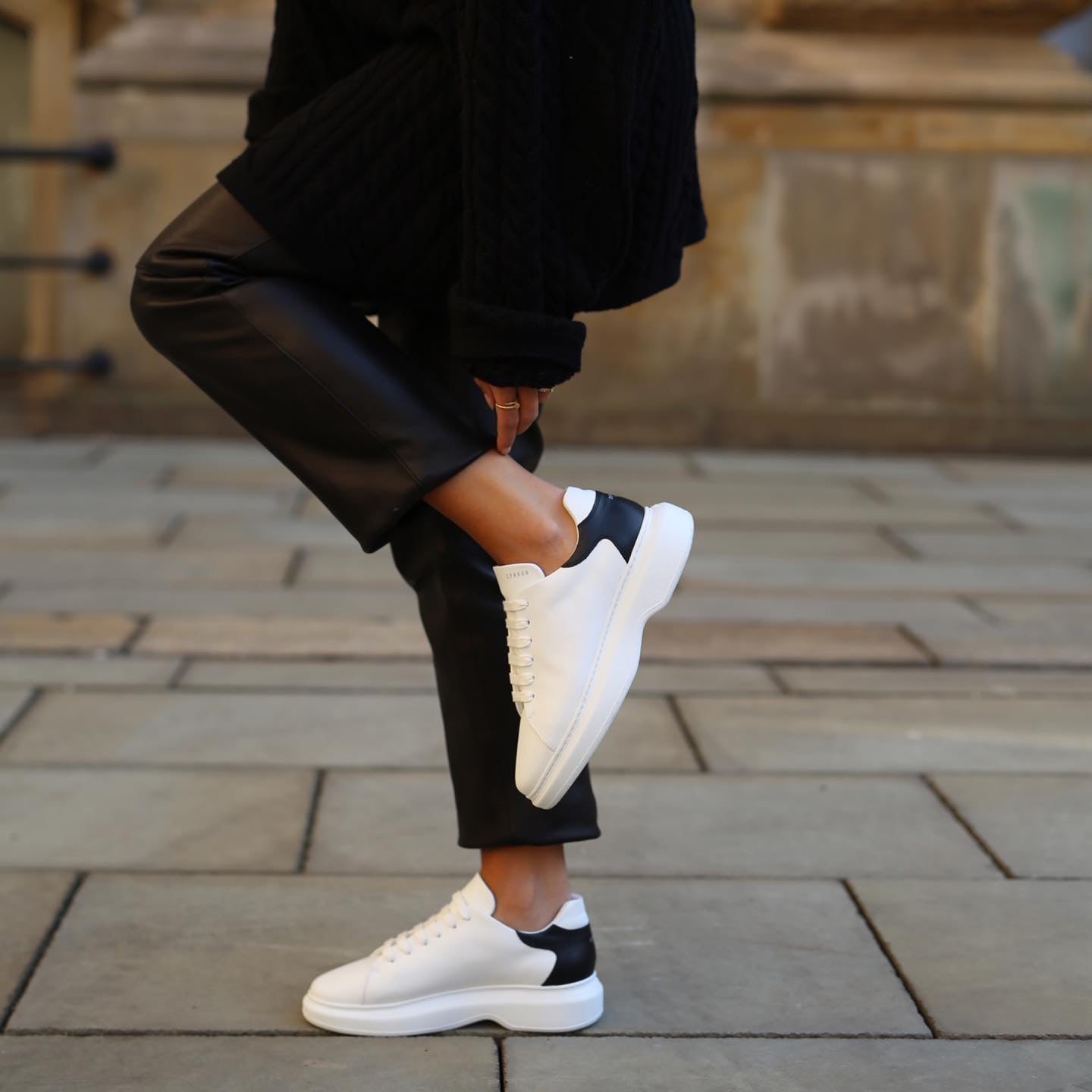 Vitello White Black Chunky Sneakers CPH812 - 2