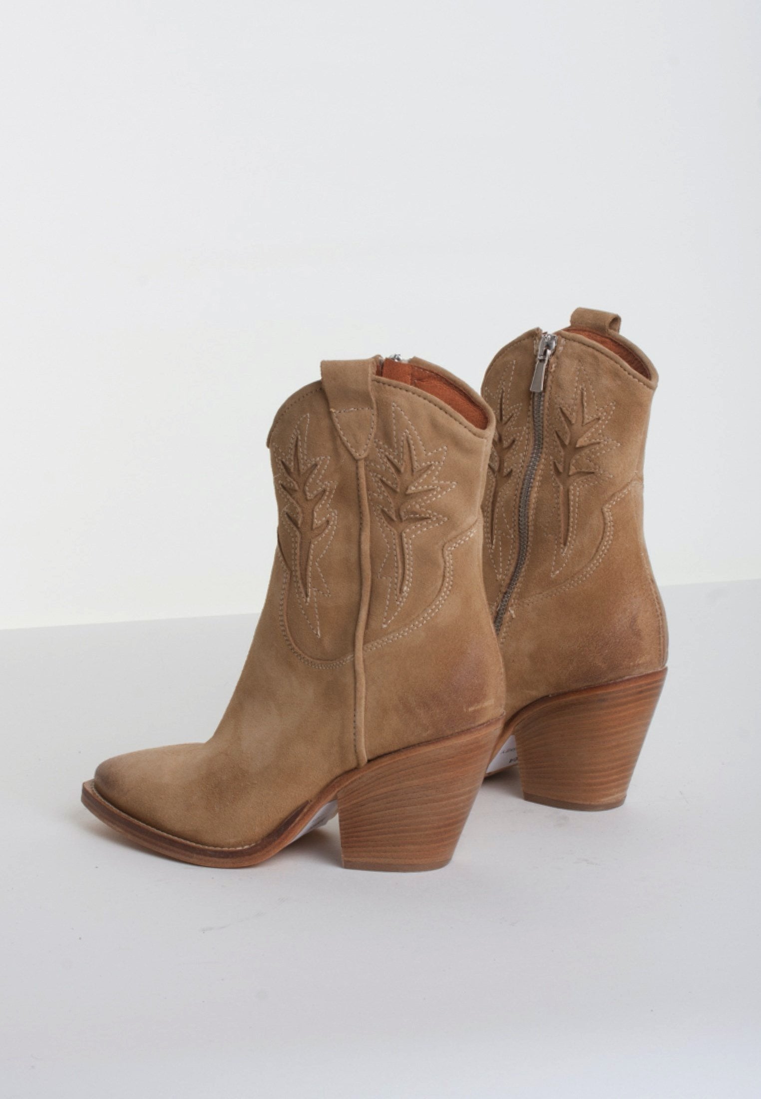 AMIRA SAND Western Boots - 3