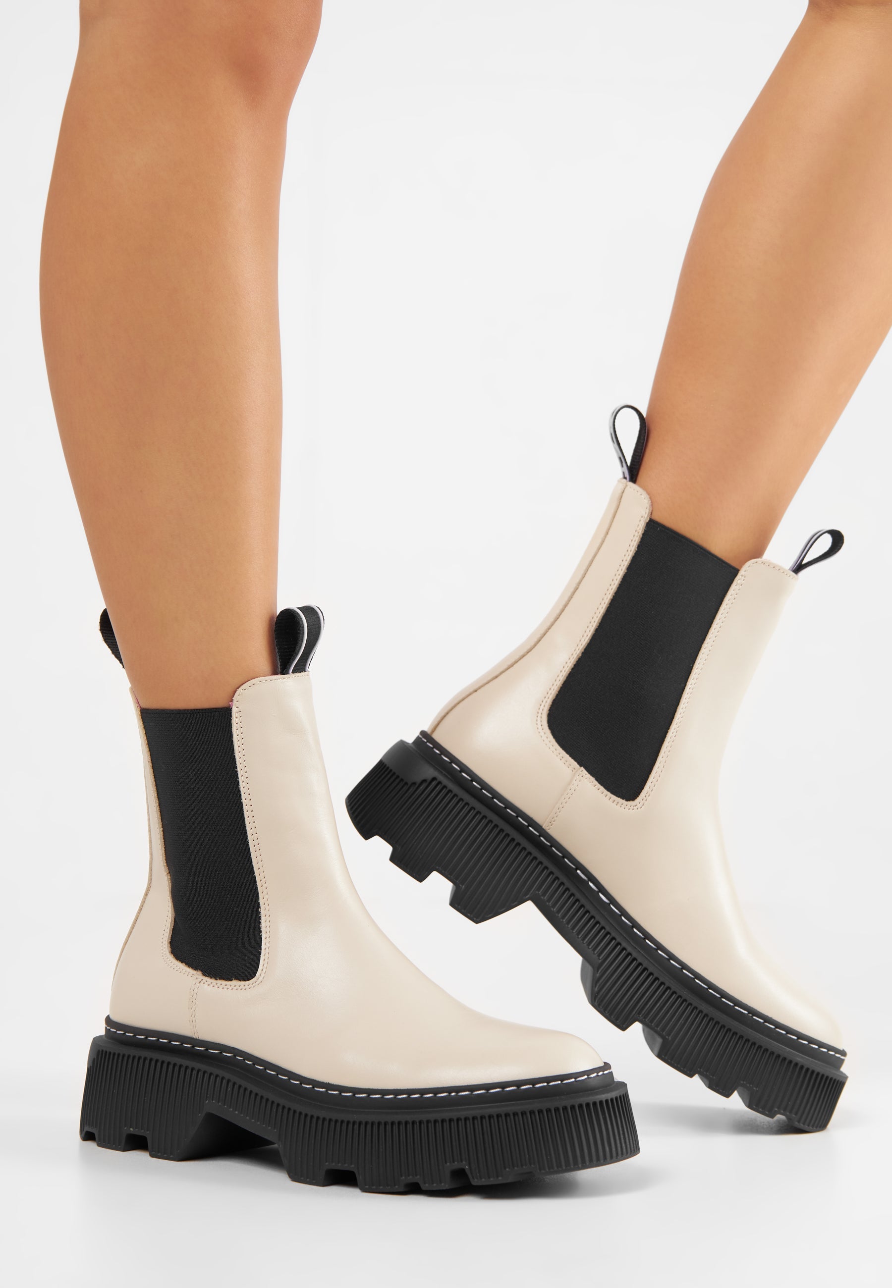 Trixy Off White Chelsea Boots LAST1698 - 2