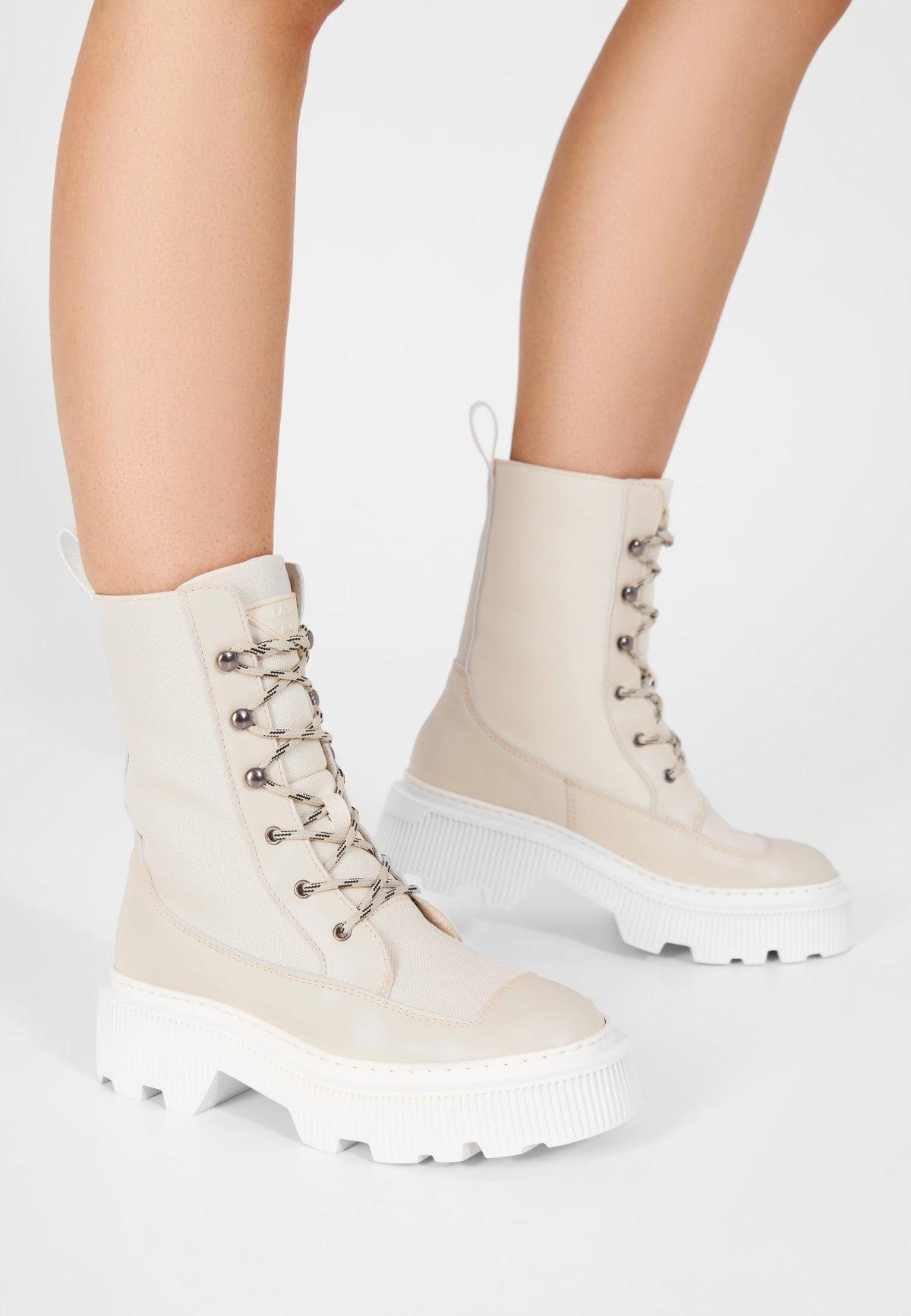Caroline Creme High Chunky Boots LAST1732 - 2