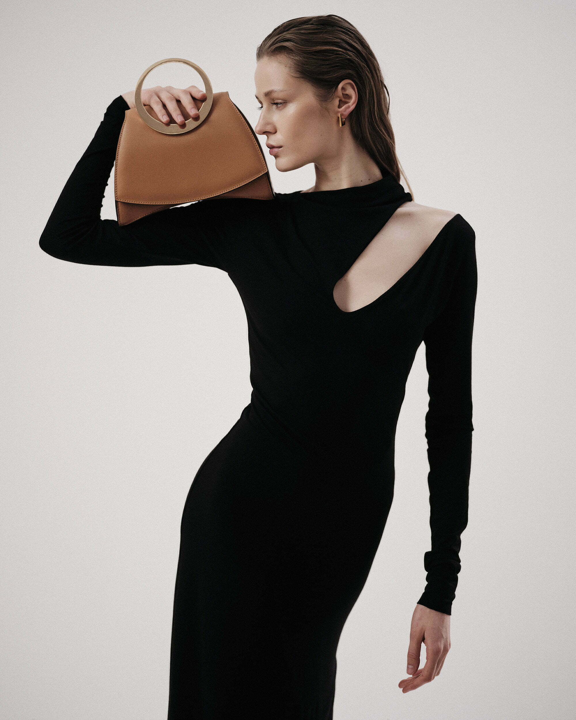 Maestoso Enso Mini Camel Leather Handbag
