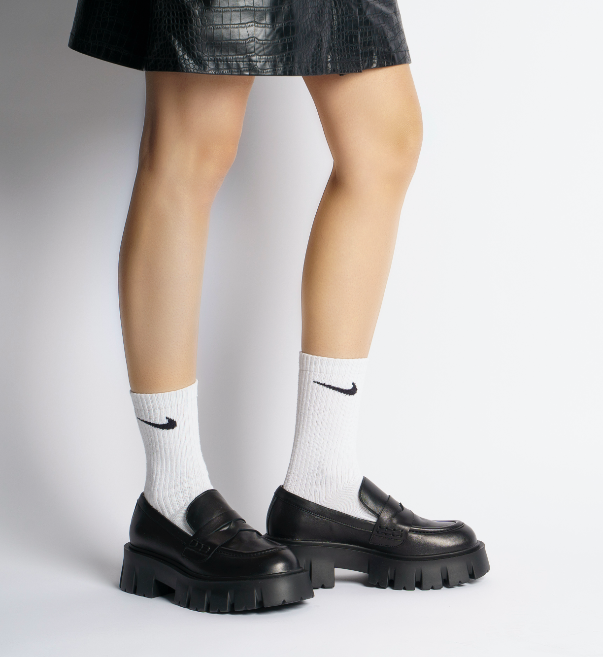 Mikki Black Leather Chunky Loafers D1304Black - 4