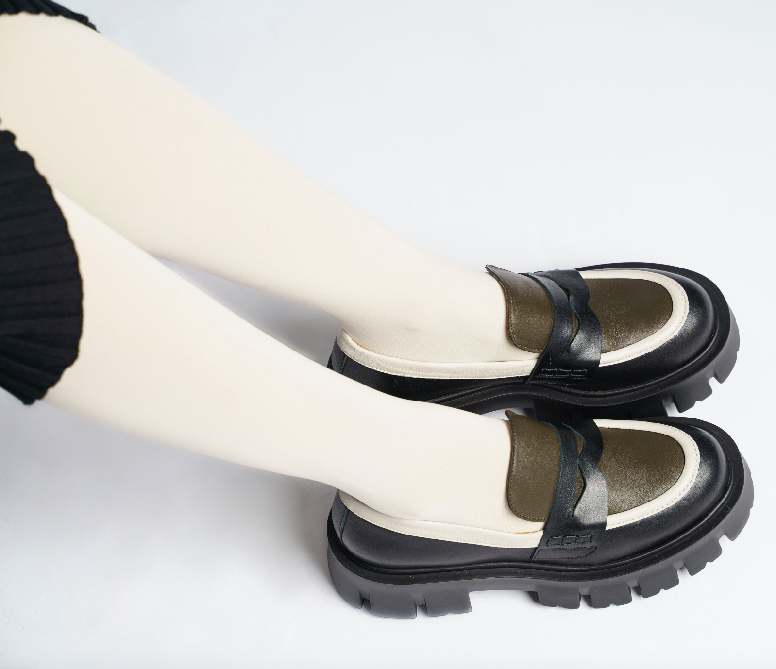 Mikki Black Khaki Leather Chunky Loafers D1304Khaki - 5