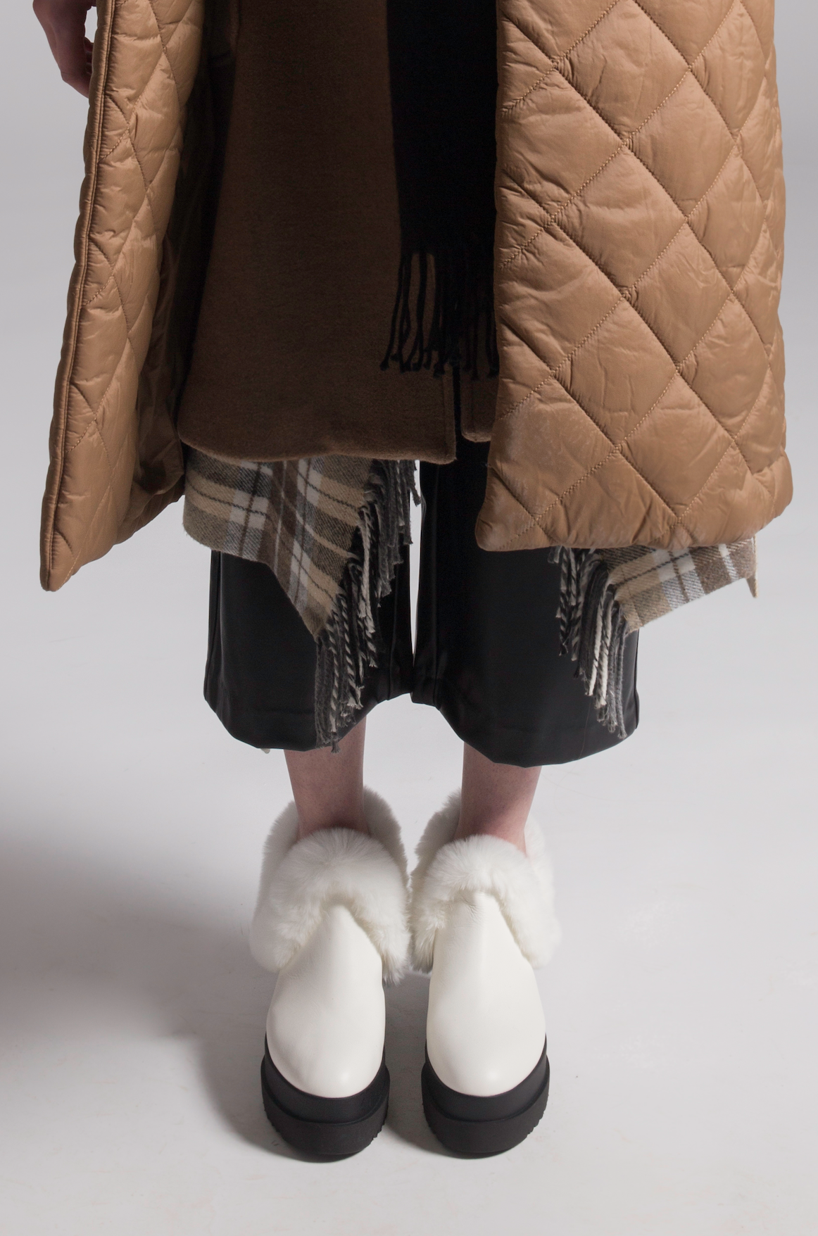 Carei White Boots - 2