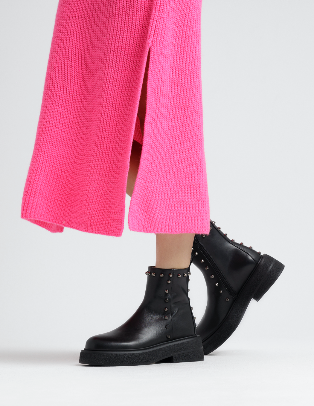 Nikko Pyramid Studs Ankle Boots F256_BLACK - 10