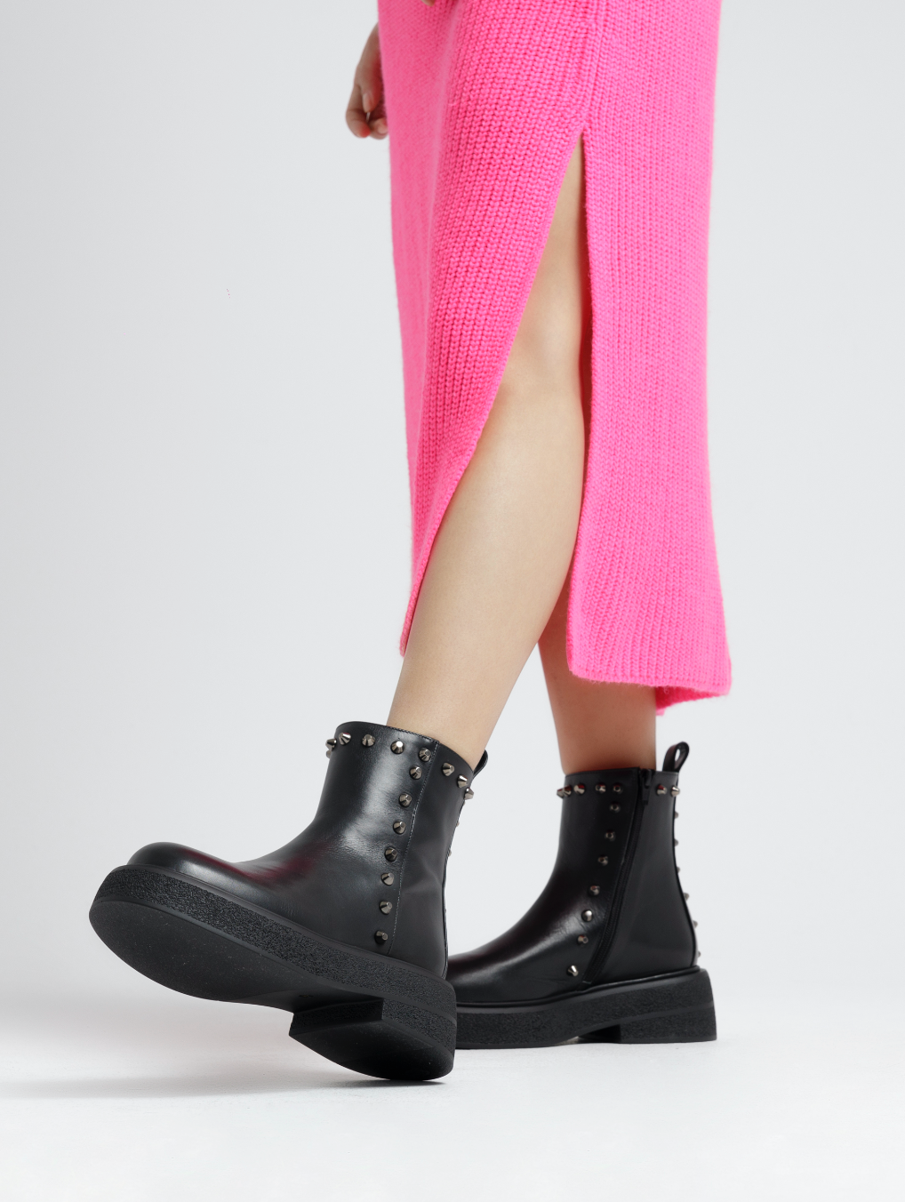 Nikko Pyramid Studs Ankle Boots F256_BLACK - 11