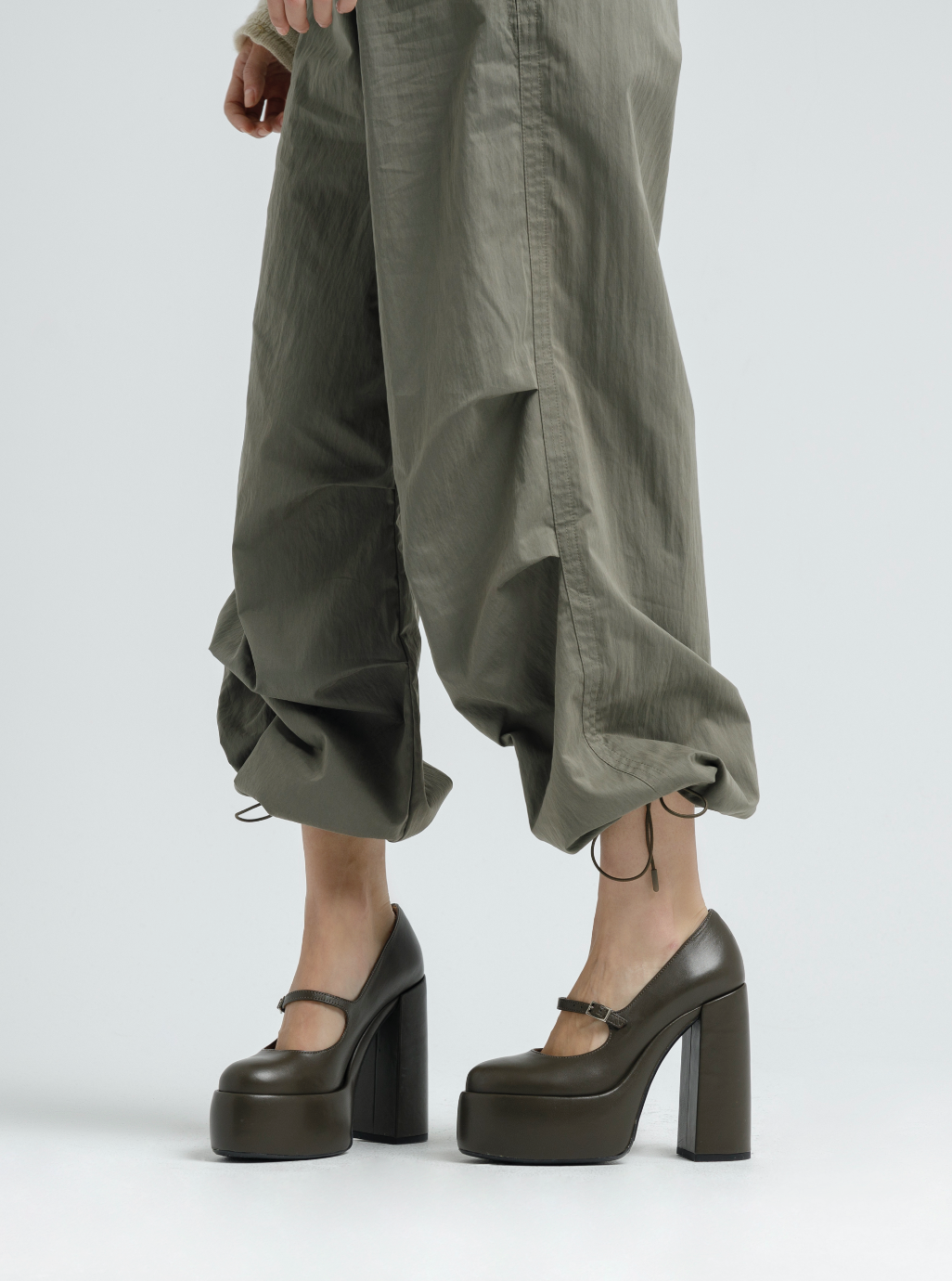Sute Military Green Platform Pumps F902_ARMY - 9