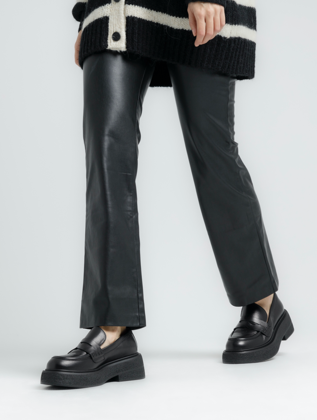 Mikka Black Leather Chunky Loafers D1304Black_BIS - 10