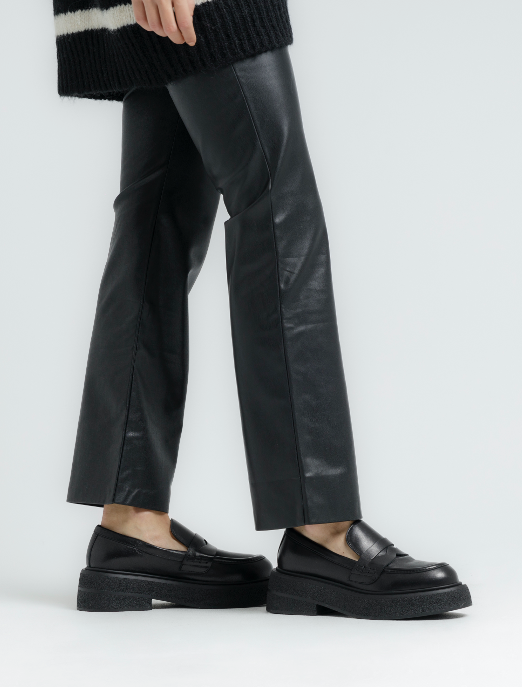 Mikka Black Leather Chunky Loafers D1304Black_BIS - 9