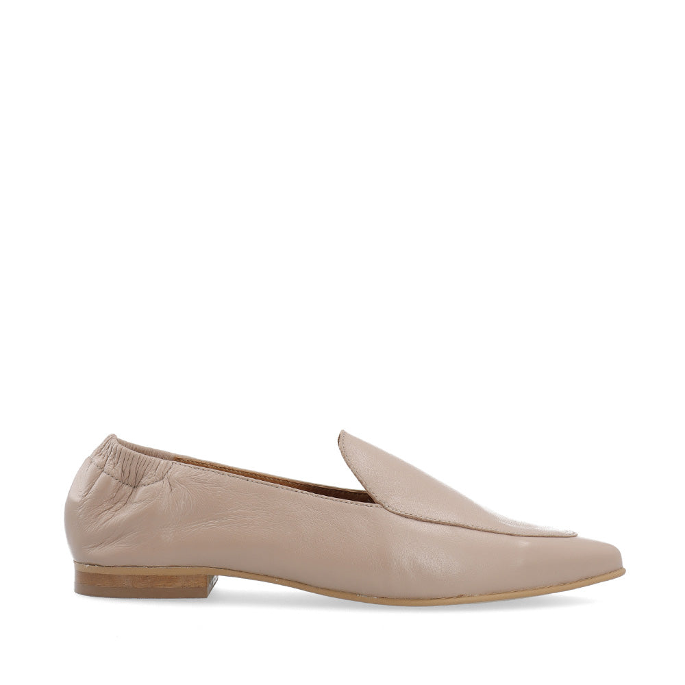 Biatracey Nougat Flat Leather Loafers Loafers