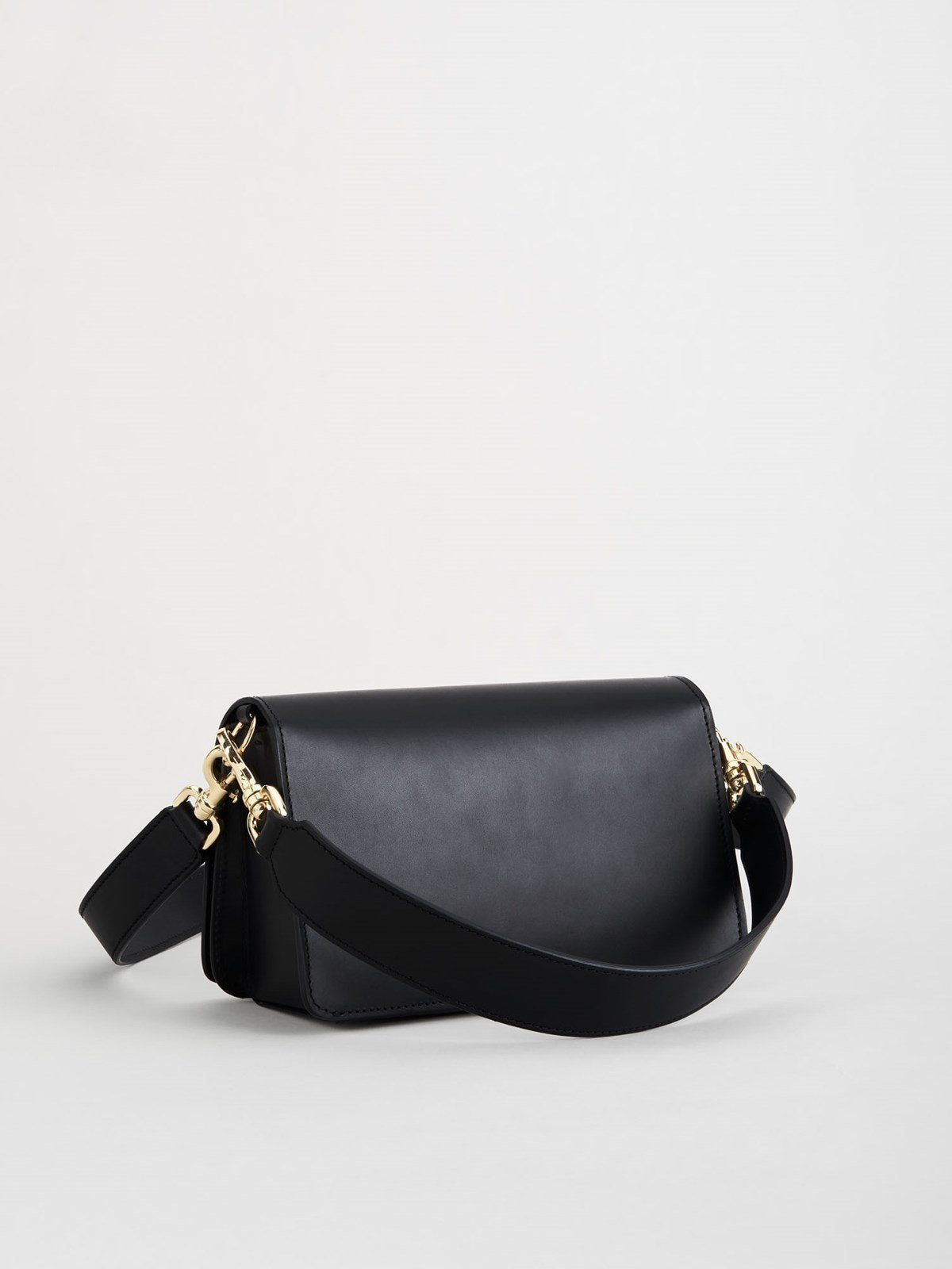 Assisi Black Crossbody Bag Bags
