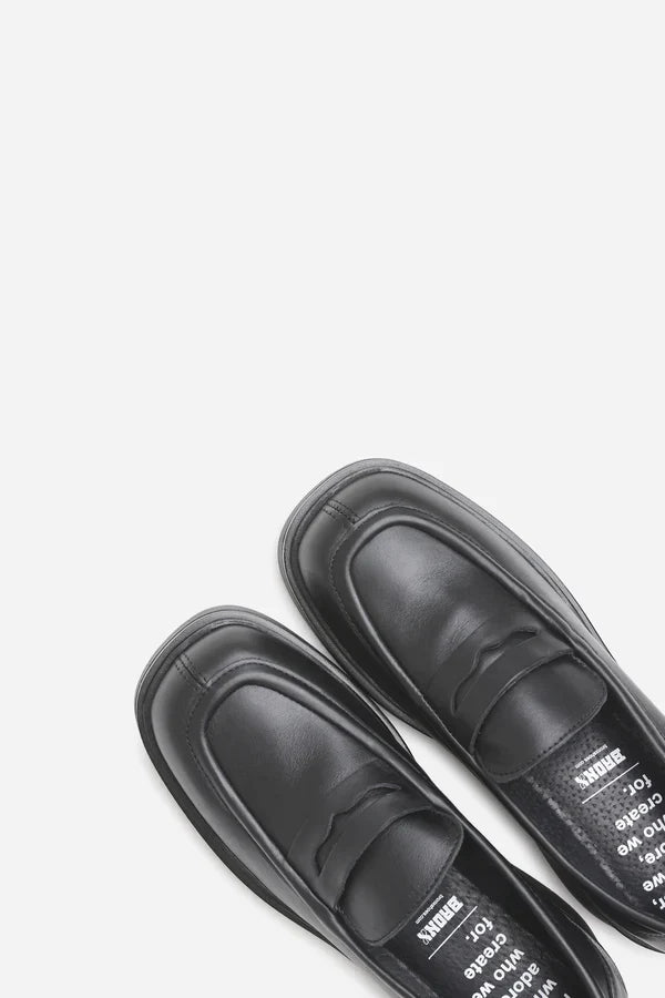 Daffey Black Loafers Loafers