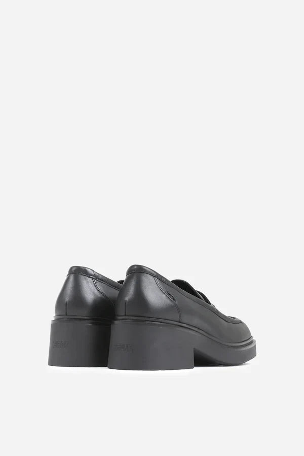 Daffey Black Loafers Loafers