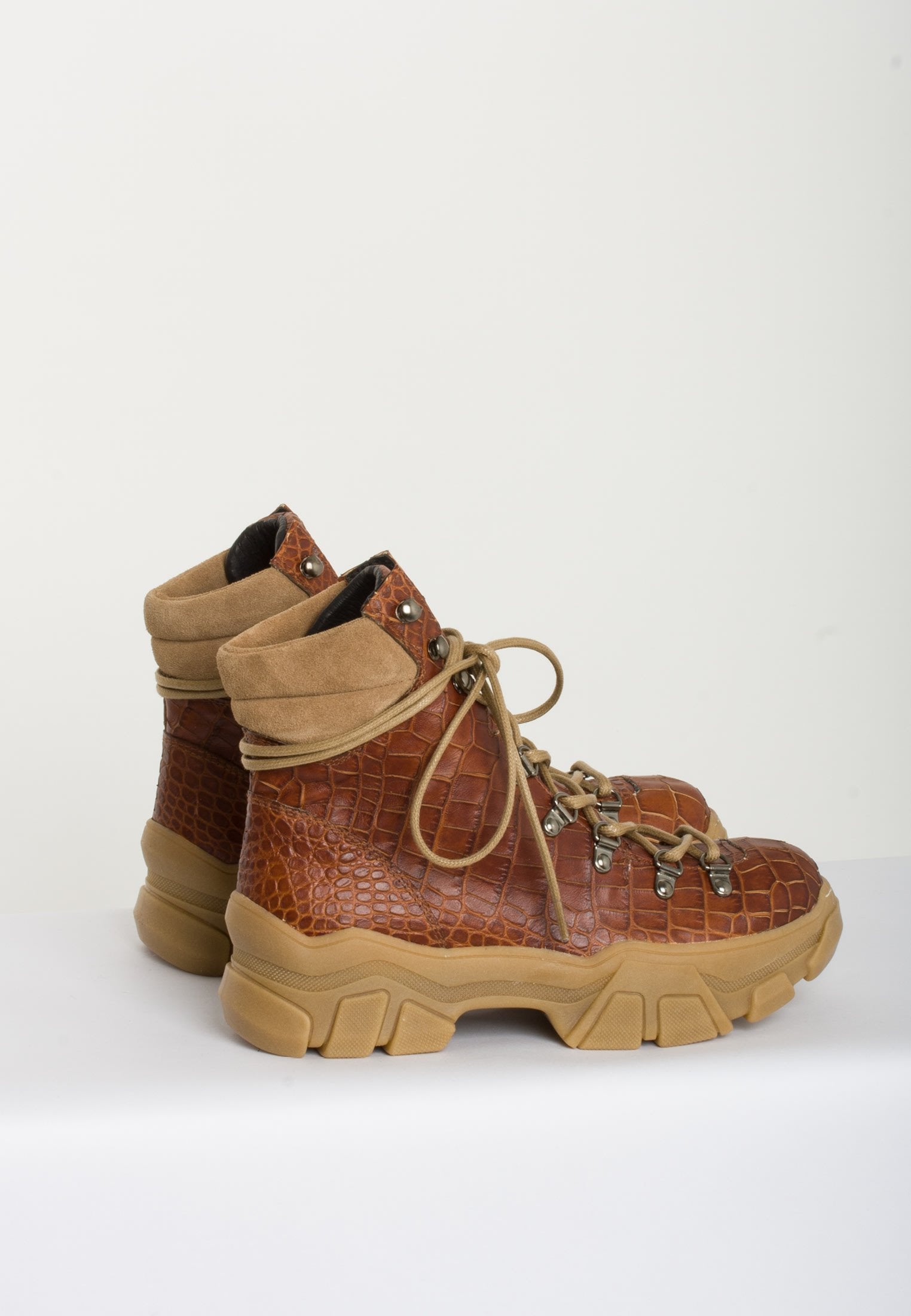 ELIOSA CROCCO BROWN-1 Track - 7