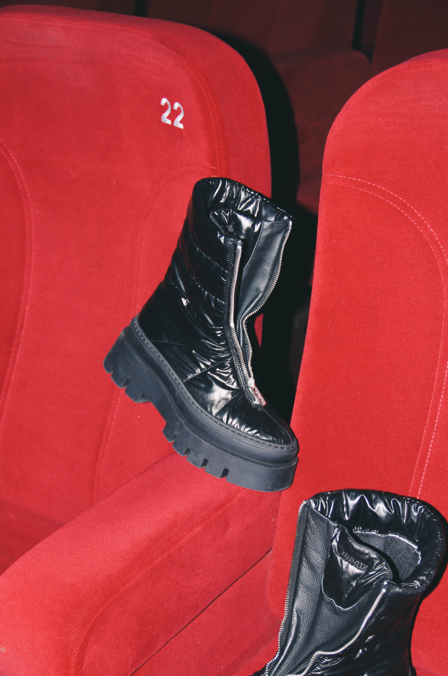 Evi-Ann Front Zip Black Chunky Boots 47379-P-01 -11