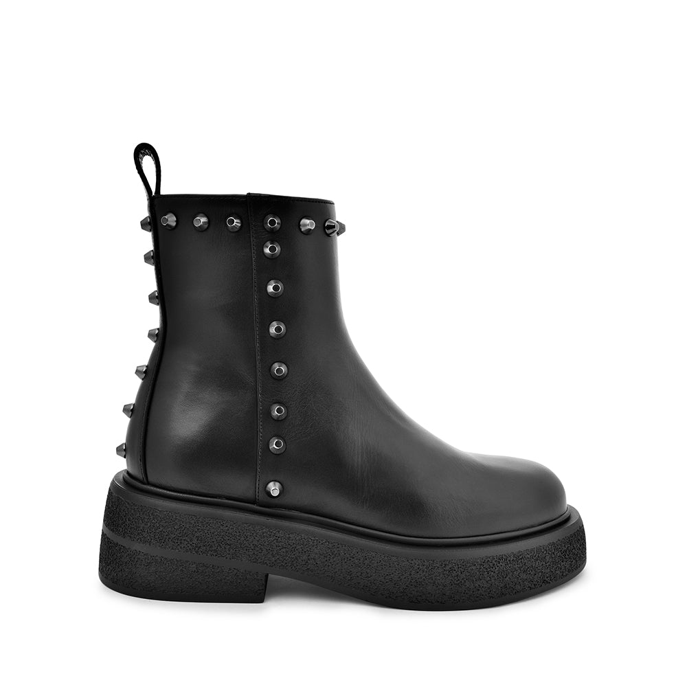 Nikko Pyramid Studs Ankle Boots F256_BLACK - 1