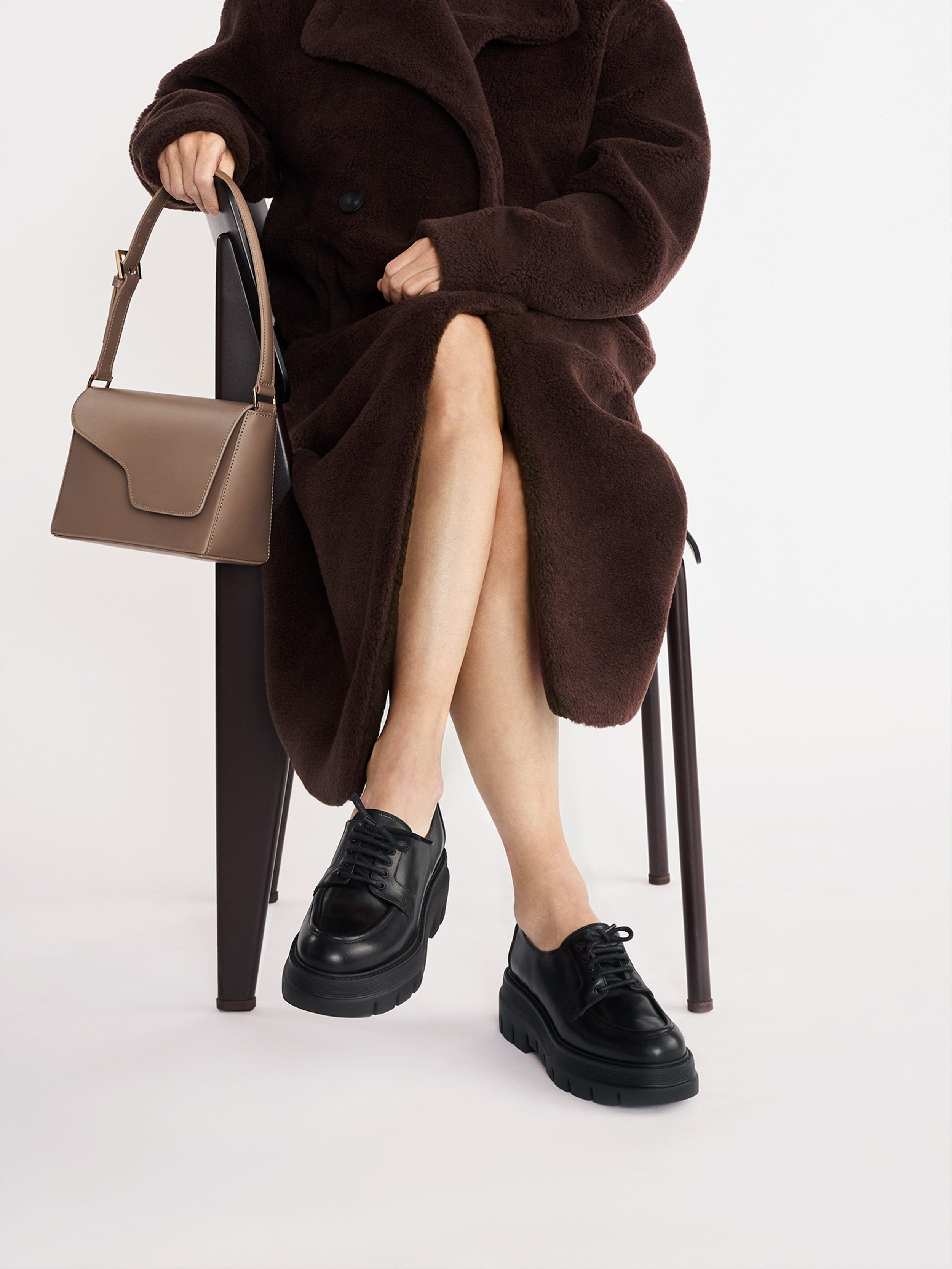 Caselle Hazelnut Shoulder Bag 111919 - 5