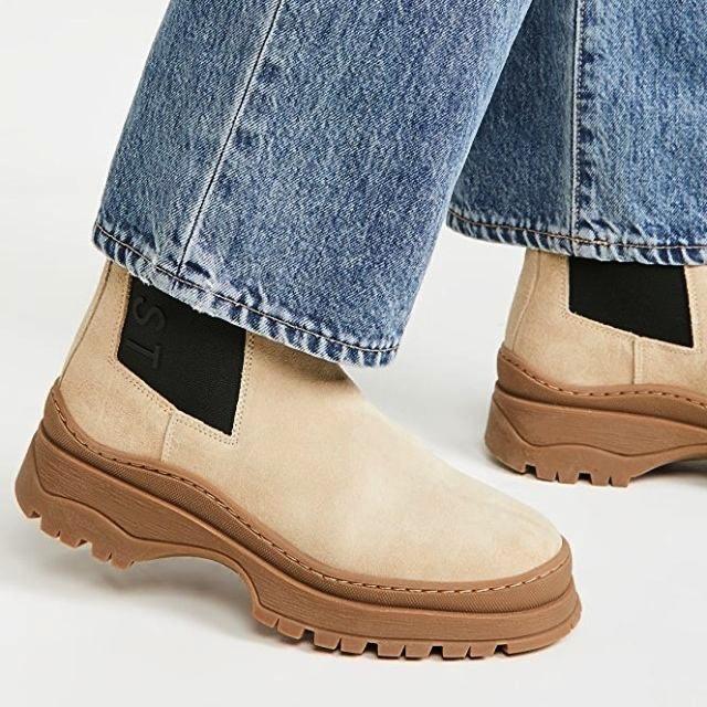 Powder Chelsea Suede Beige Boots - 6