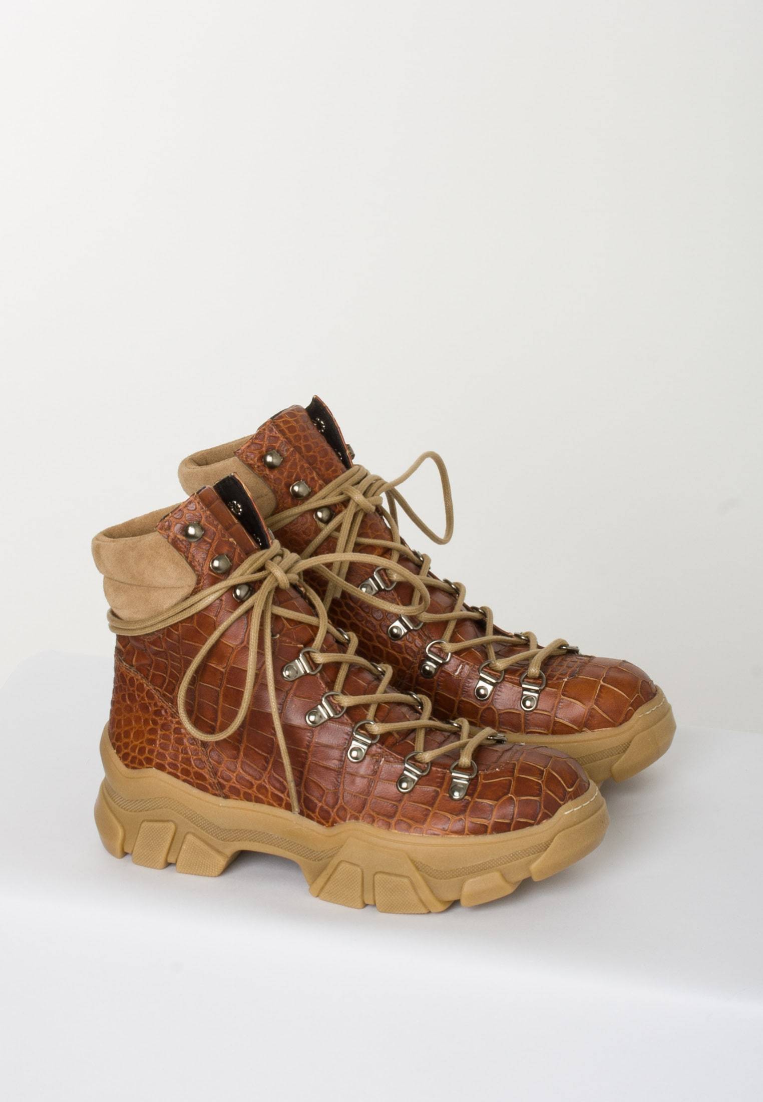 ELIOSA CROCCO BROWN-1 Track - 6