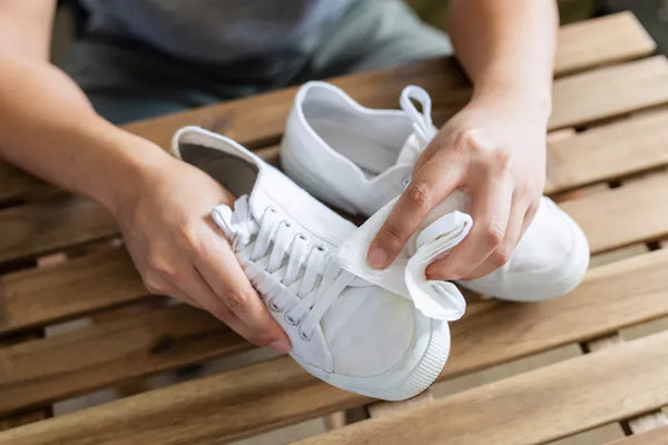 cleaning white sneakers