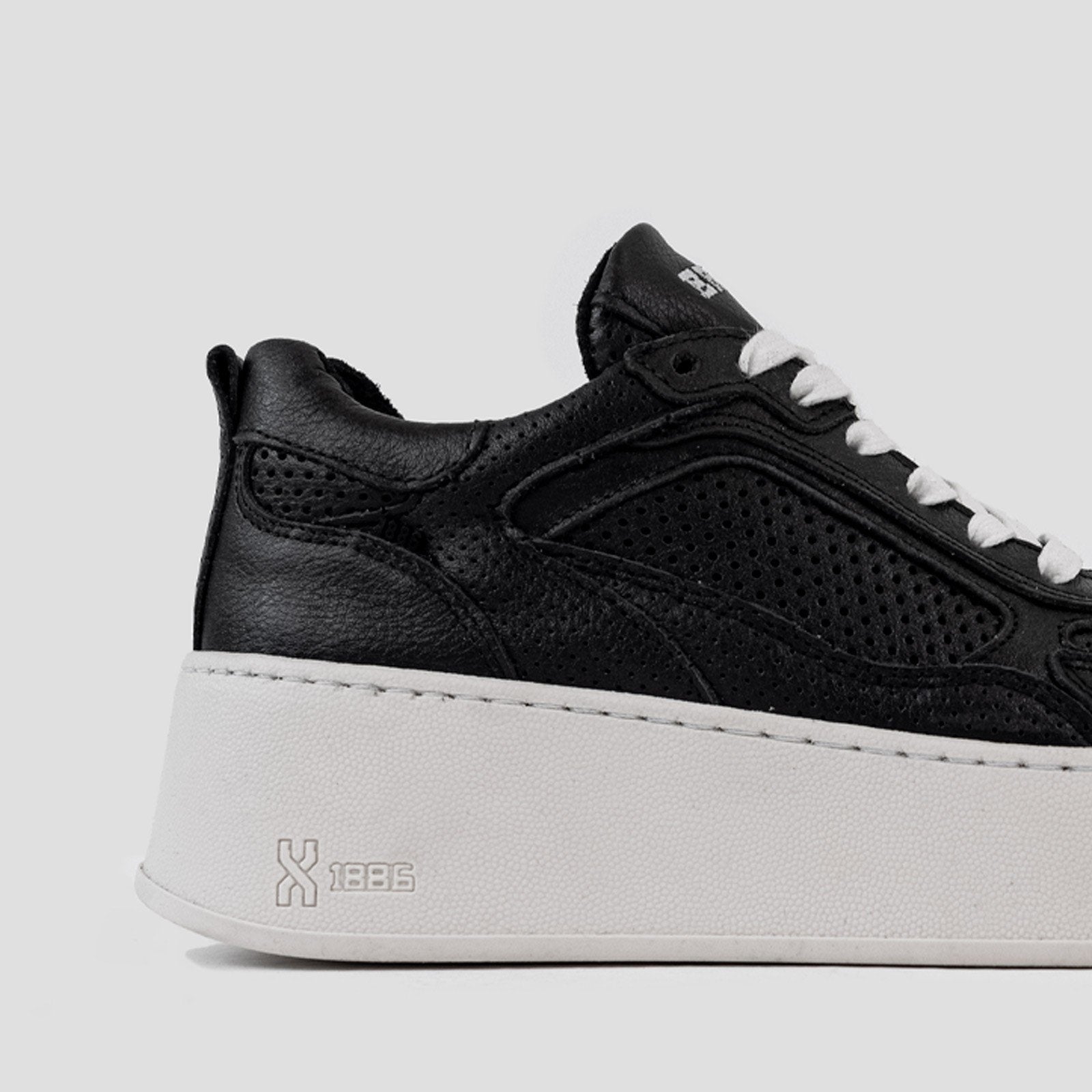 Bumpp In Black Chunky Sneakers 66416-A-01 - 04