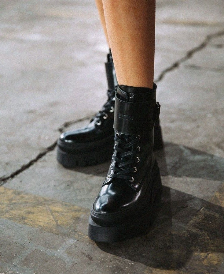 Evi Ann Black Leather Chunky Boots 47426-S-01 - 2