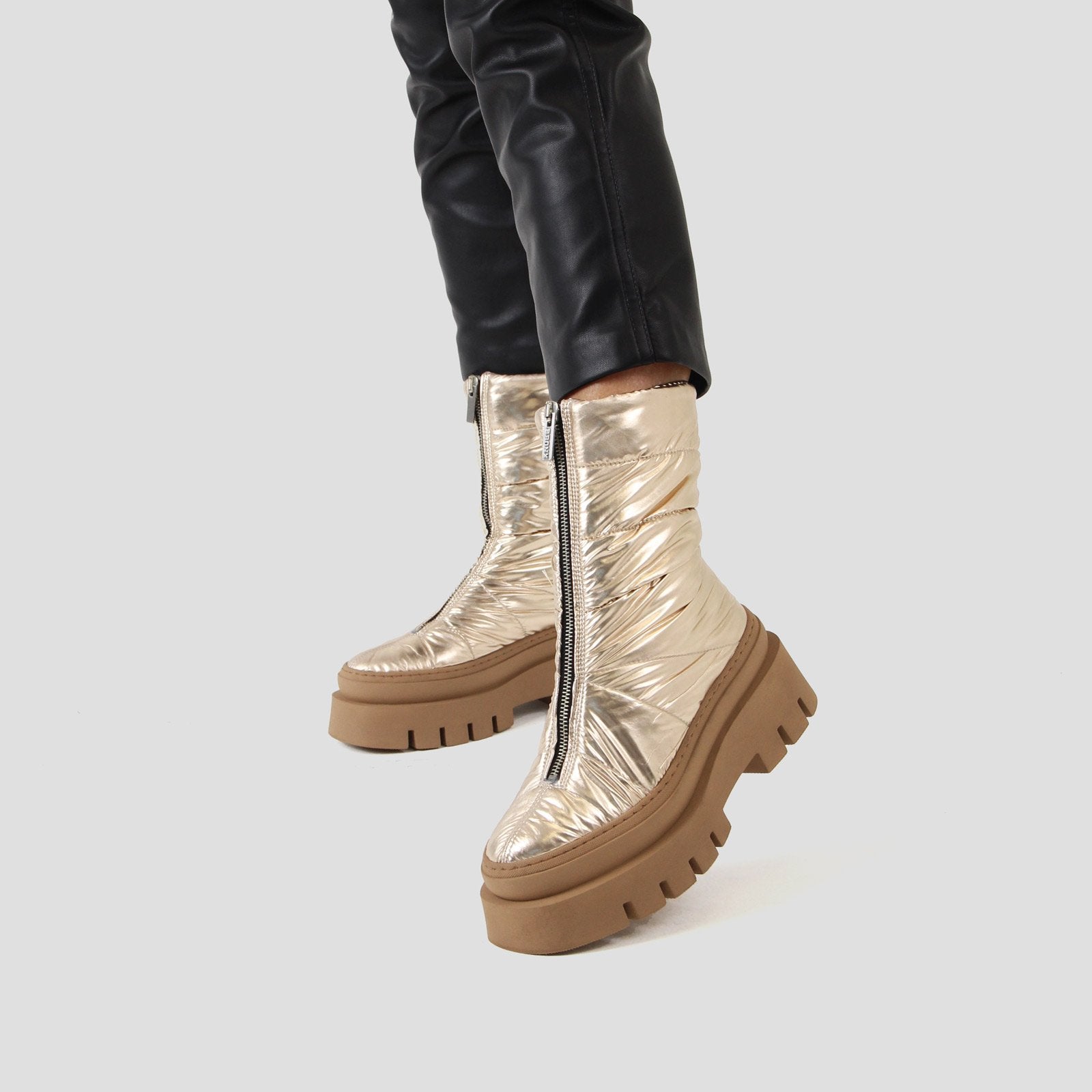 Evi-Ann Front Zip Champagne Chunky Boots 47379-P-2207 - 08