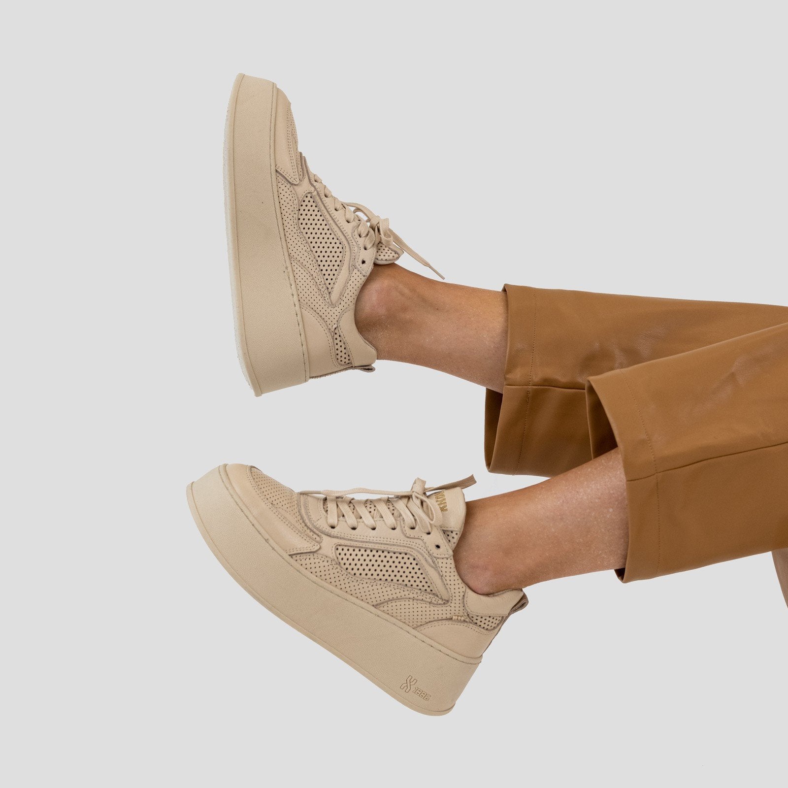 Bumpp In Camel Chunky Sneakers 66416-A25 - 02